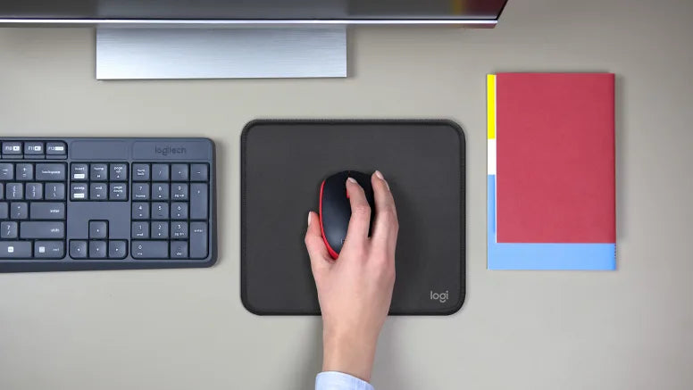 Logitech M171 Wireless Mouse – Compact 2.4 GHz Plug-&-Play